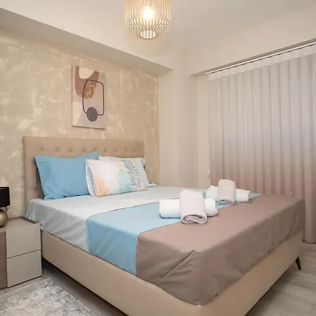 Urban Living Apartment *